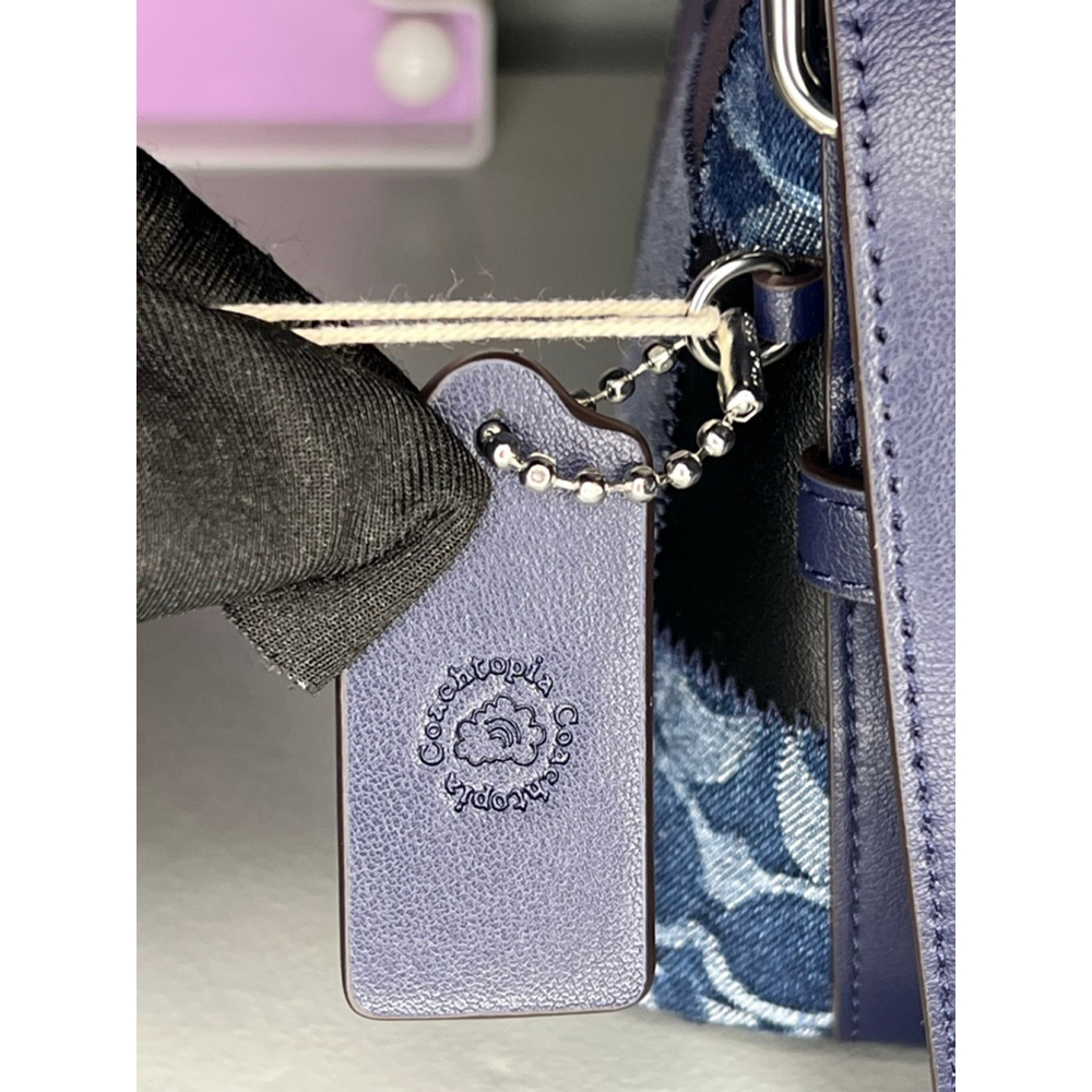 Coach Small Slouchy Shoulder Bag
In Upcrafted Patchwork - Denim Signature - Picture 6 of 12